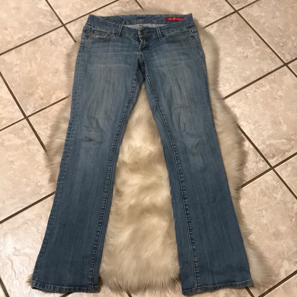 ”Host Pick”🥳 7 for All Mankind Distressed Jeans